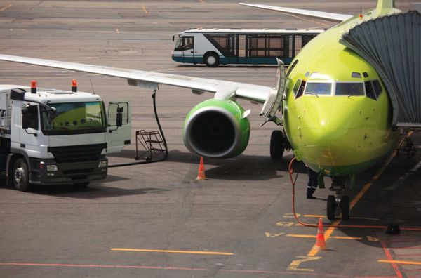 EU agrees to world’s largest green fuels mandate for aviation (Transport & Environment NGO)
